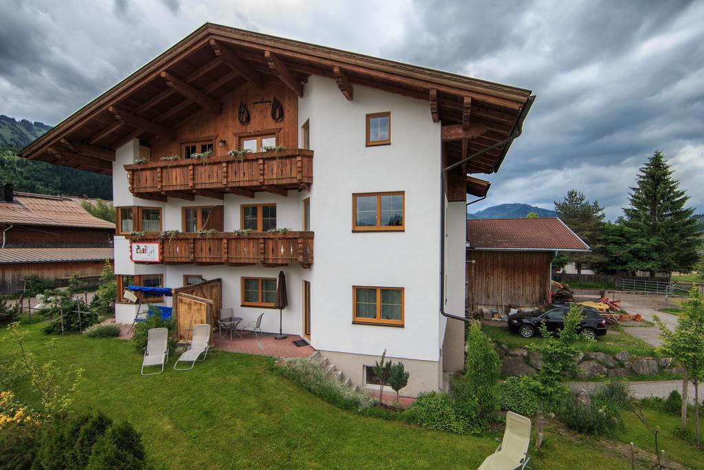 Ferienwohnungen Bauernhof Andreas Kleiner Tannheim Zimmer foto